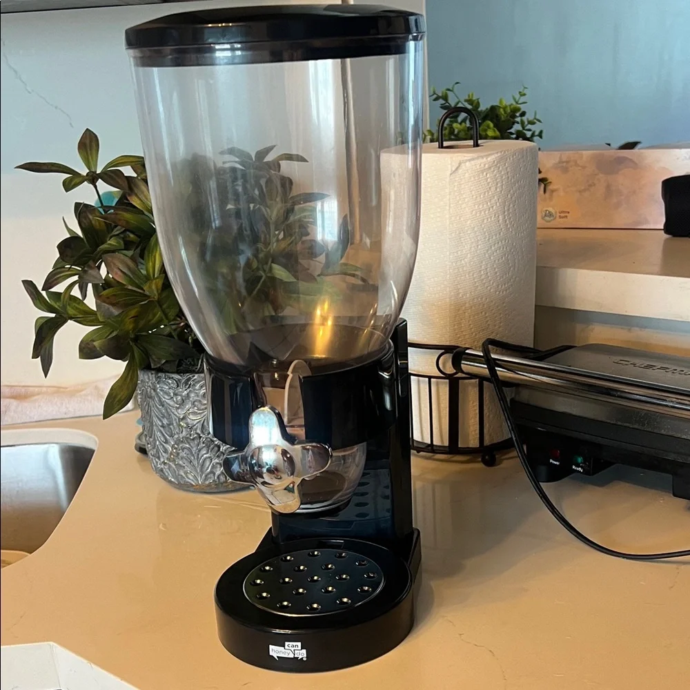 Honey-Can-Do Dry Food Dispenser - Picture 2 of 5